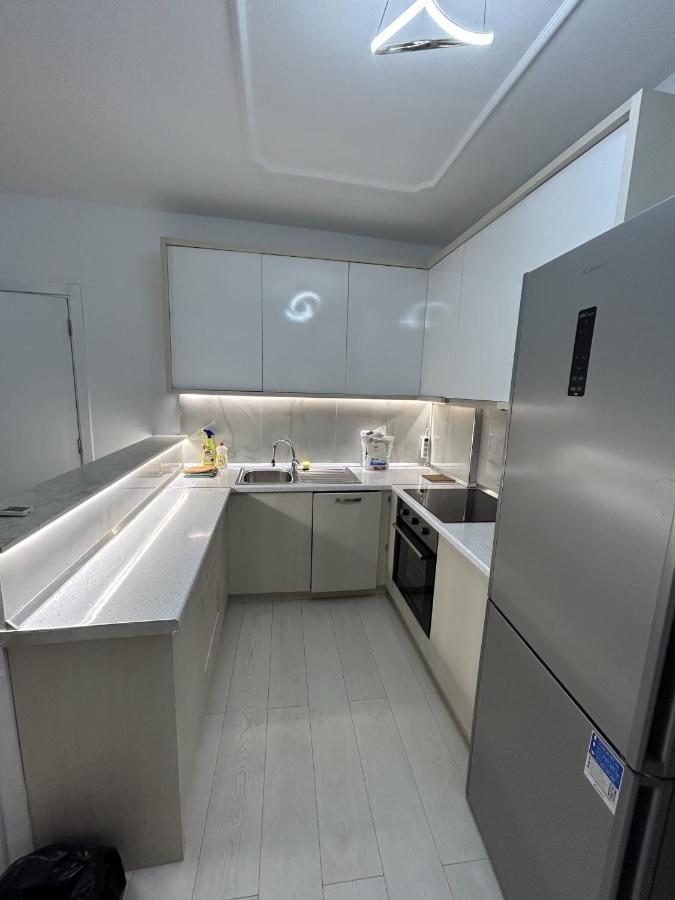 Center, Selvia White Apartment Тирана Экстерьер фото